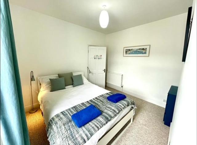 *Family Home In Mumbles. Close To The Beach* المظهر الخارجي الصورة