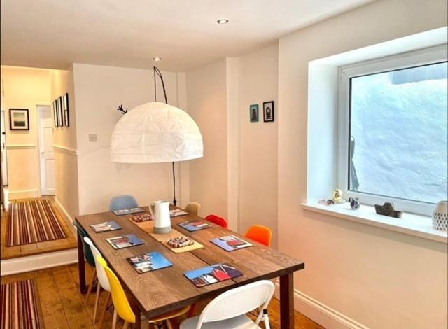 *Family Home In Mumbles. Close To The Beach* المظهر الخارجي الصورة